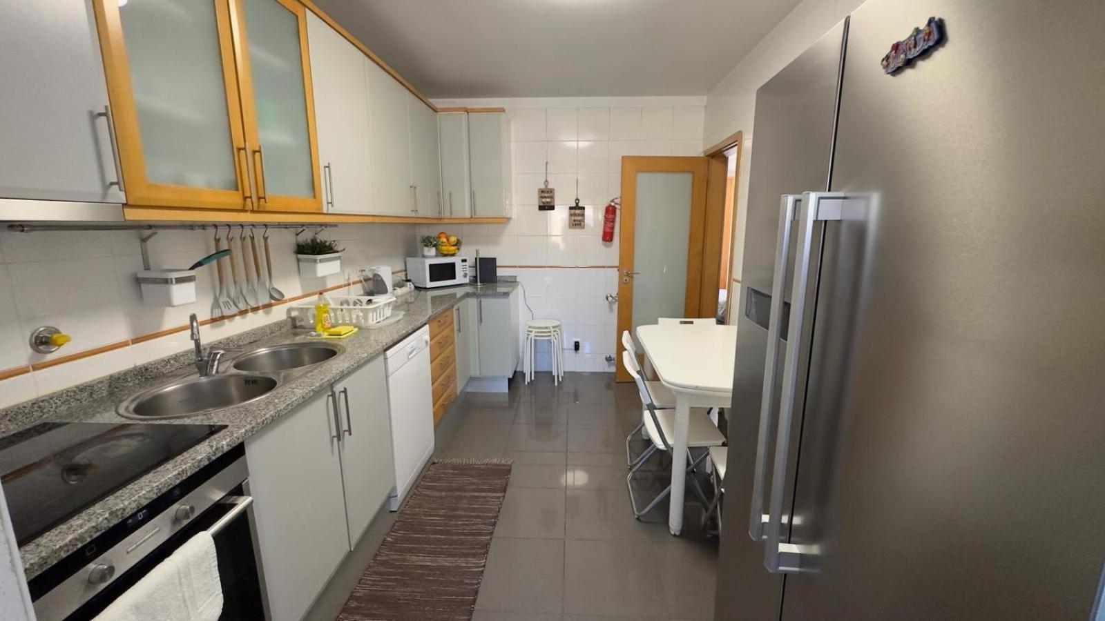Espacoso T3 Com Terraco & Churrasqueira Campo  ภายนอก รูปภาพ